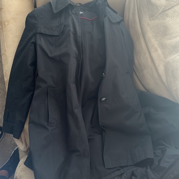 Black DKNY trench coat - Picture 3 of 3